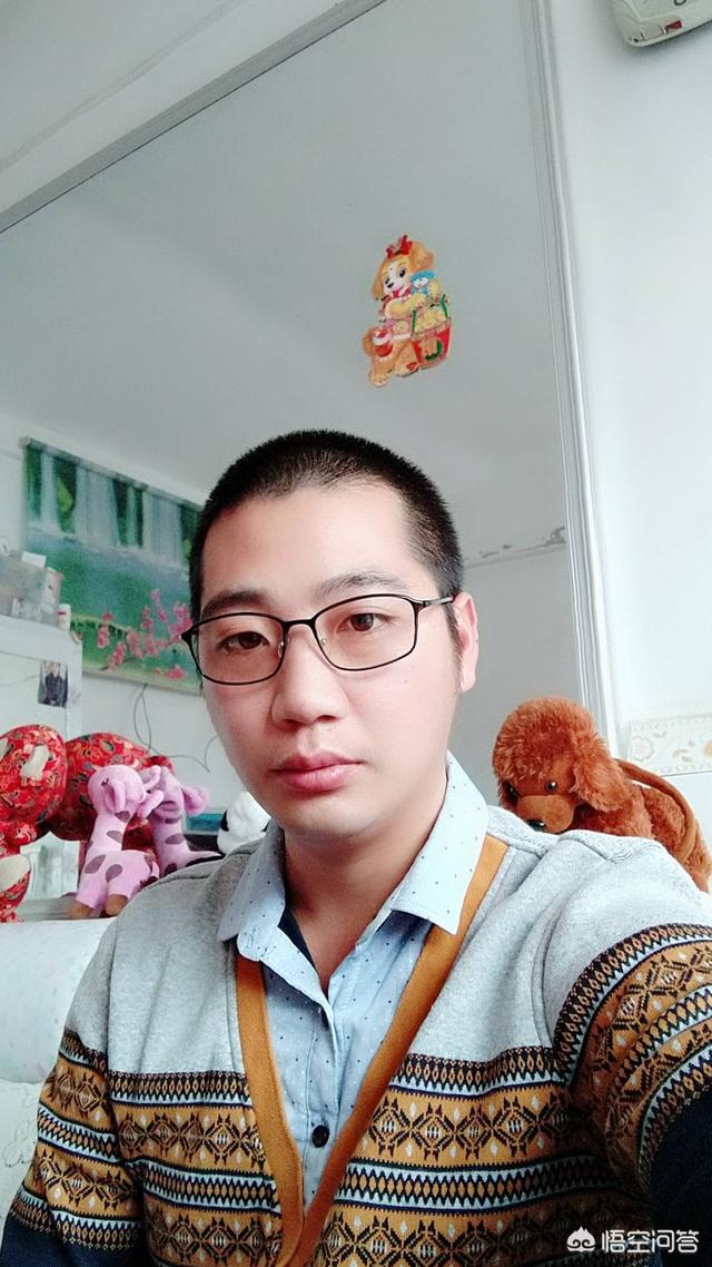 服装行业利润怎么样（服装厂行业发展前景如何）