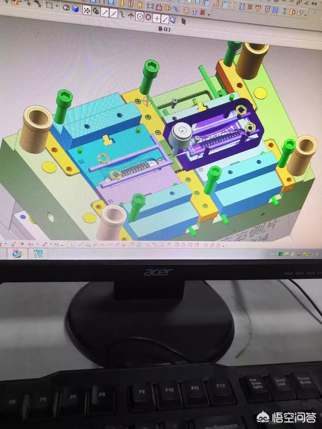 模具行业该坚持吗（模具重要吗）