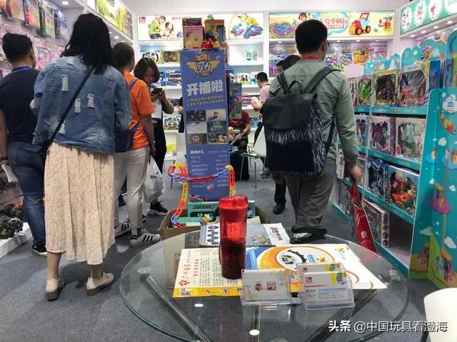 开店卖玩具赚钱吗（现在开个玩具店生意怎么样）