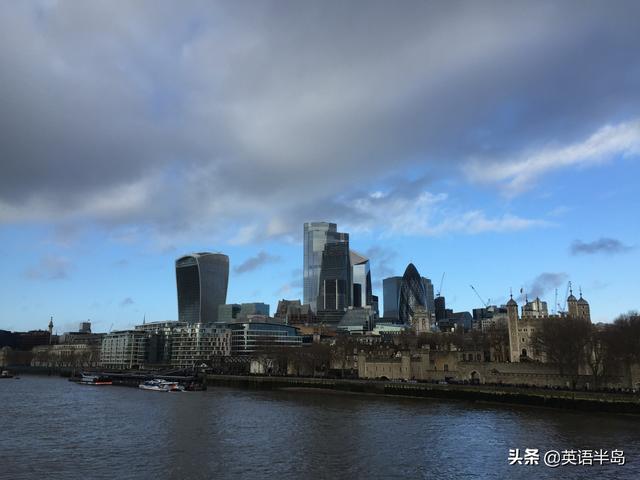 英语专业做外贸好还是老师好（外贸英语哪里学比较好）