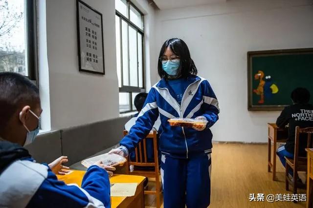 好不容易拨开云雾，因为境外输入，学生们何时能重返校园？