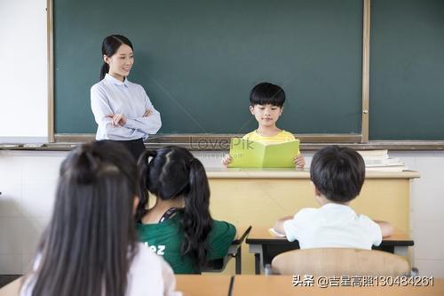 建议女生学什么专业（女生都适合学什么专业）